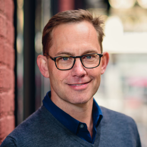 Christopher R Britt