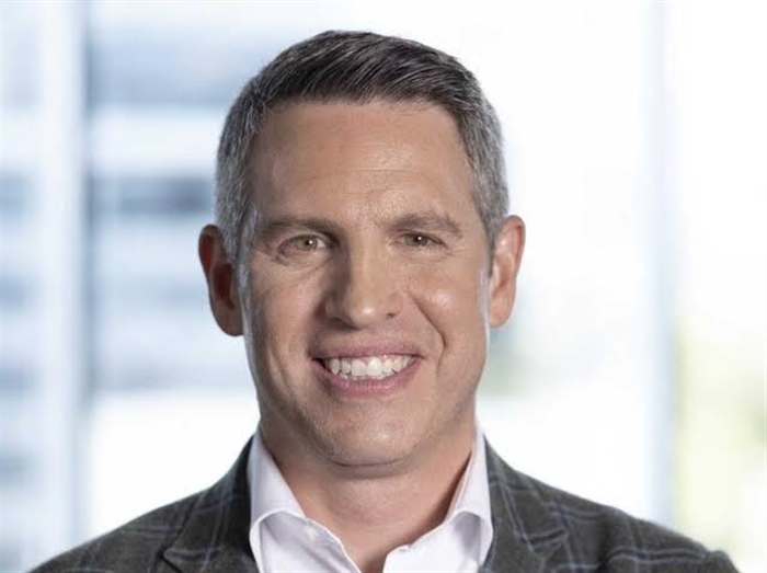 Greg M Schwartz