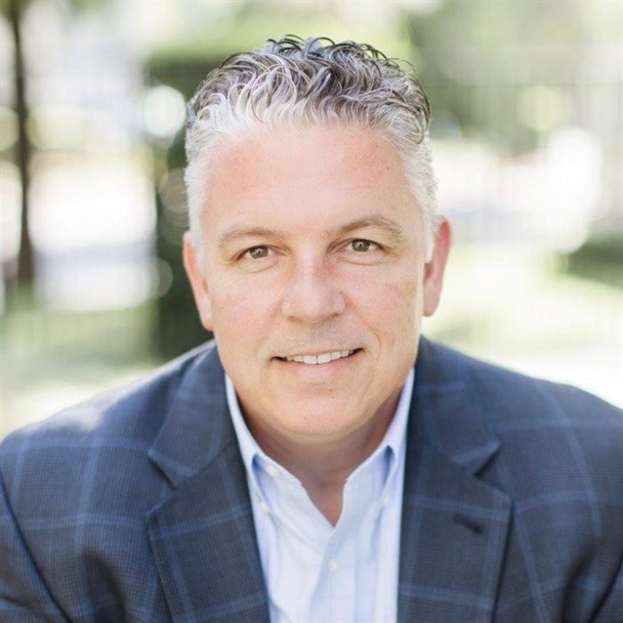Stephen J Mcanena