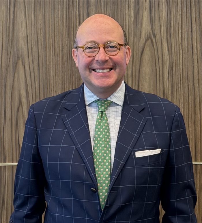 Charles E Kranich