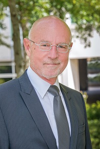 Robert G Laverne
