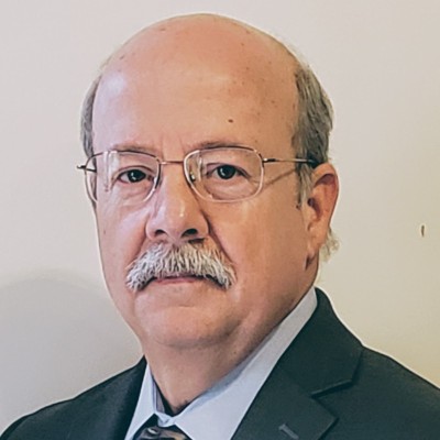 William L Macias