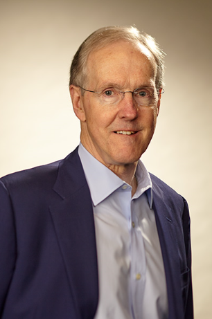 Robert W Decherd