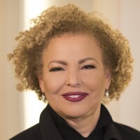 Debra L Lee