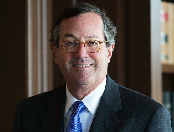 Warren A Stephens