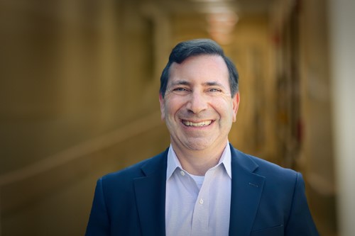 Michael L Levitz