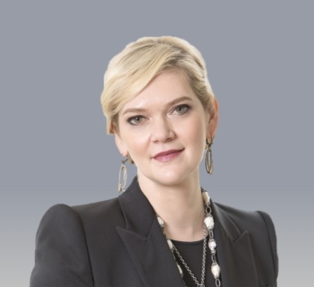 Julia Steyn