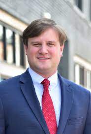 Matthew D Reed