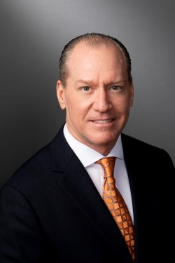 Douglas J Seith