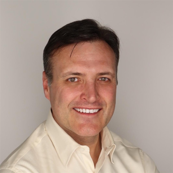 Curtis J Mahoney