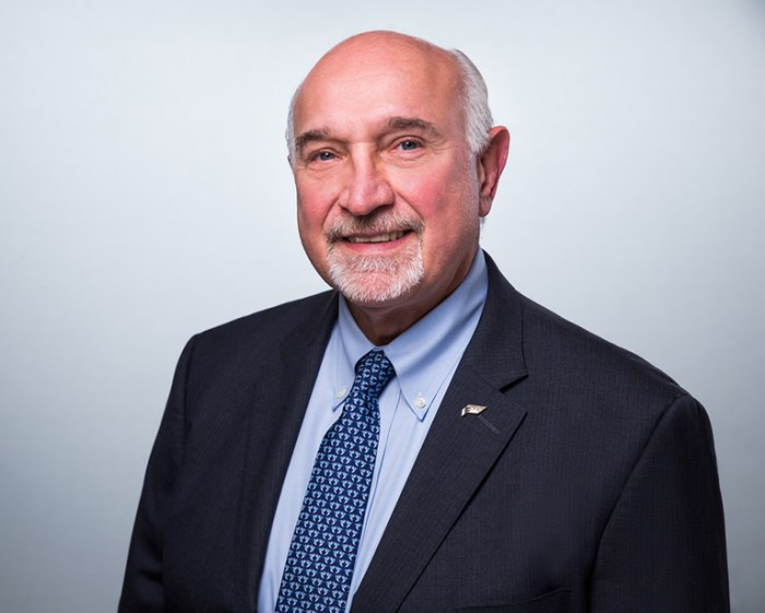 Richard H Rostan