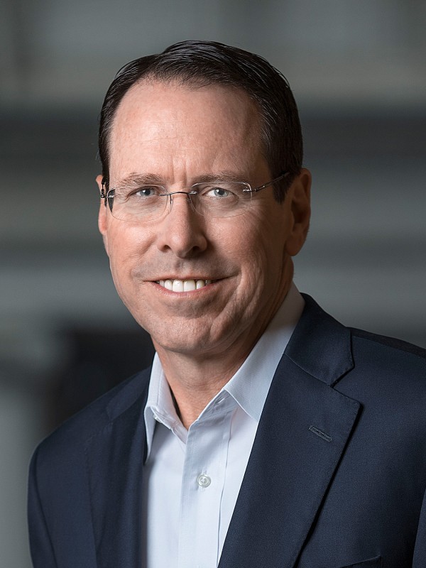 Randall L Stephenson