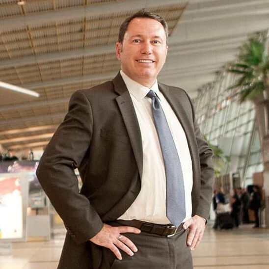 Jeffrey G Lindeman