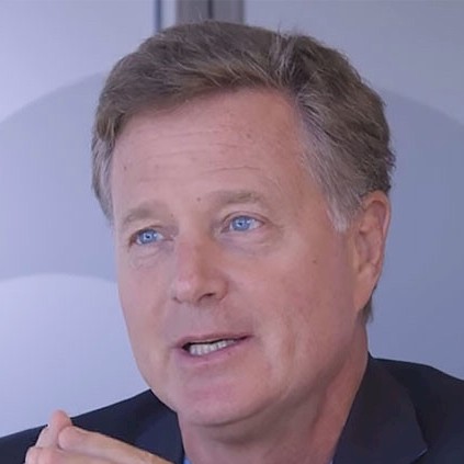 Thomas E Hogan