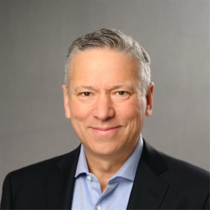 Michael W Mccurdy