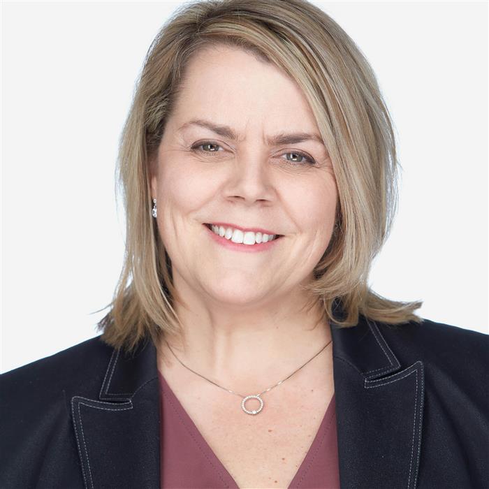 Lisa M Salazar