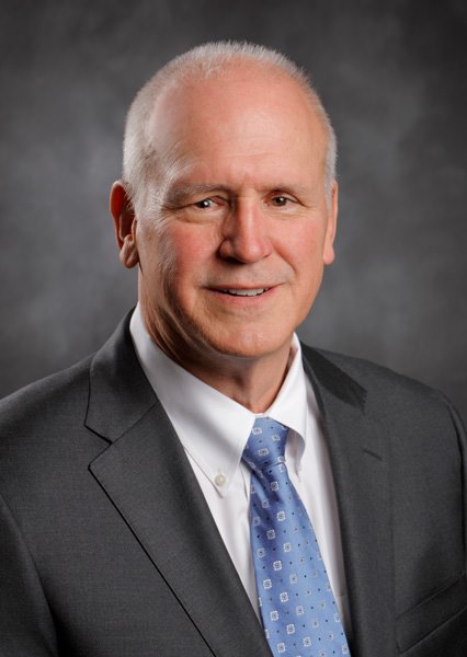 Robert E Brunner