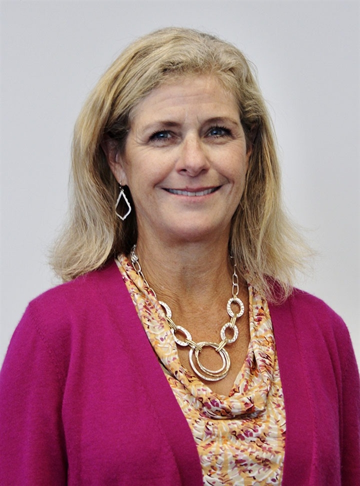 Cynthia H Davis