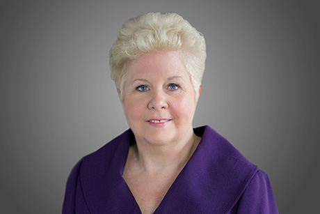 Gloria M Mccarthy