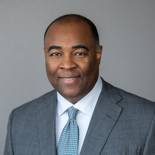 Robert L Dixon Jr