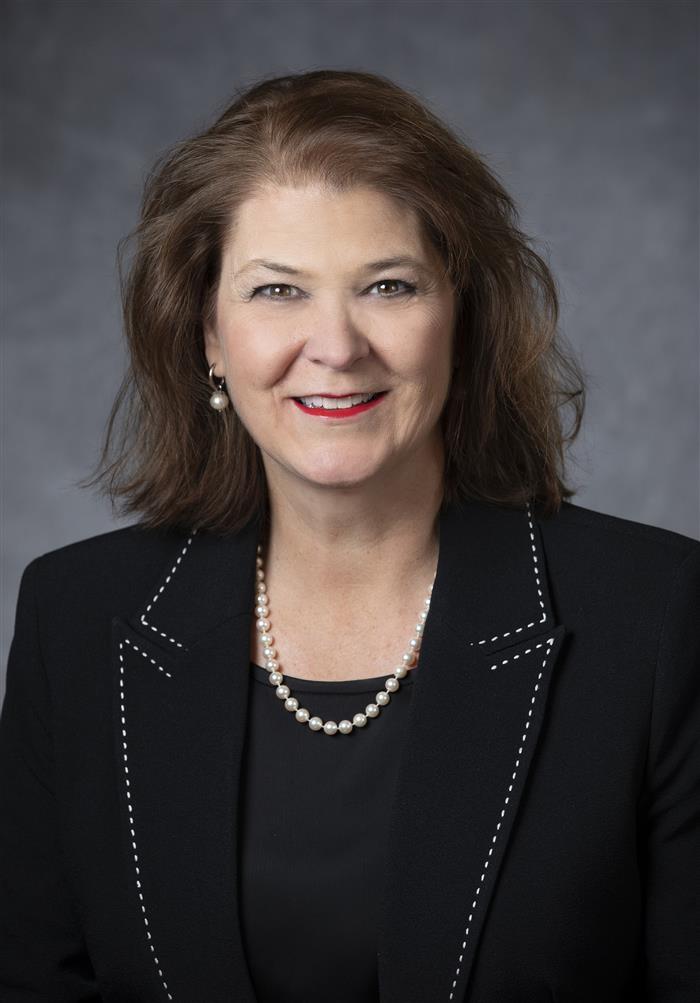 Linda M Crochet