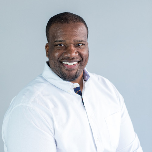 Derrick D Dockery