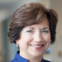 Linda T Hollembaek