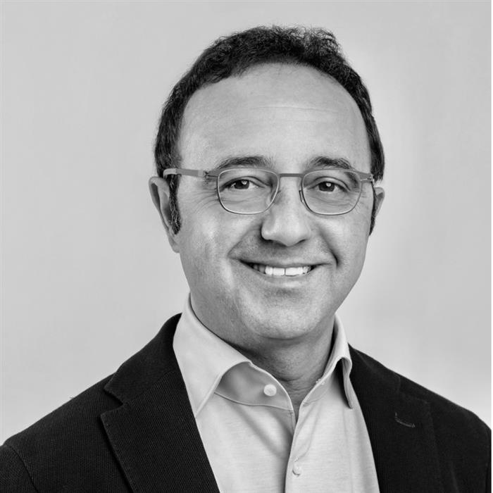 Josef Parvizi