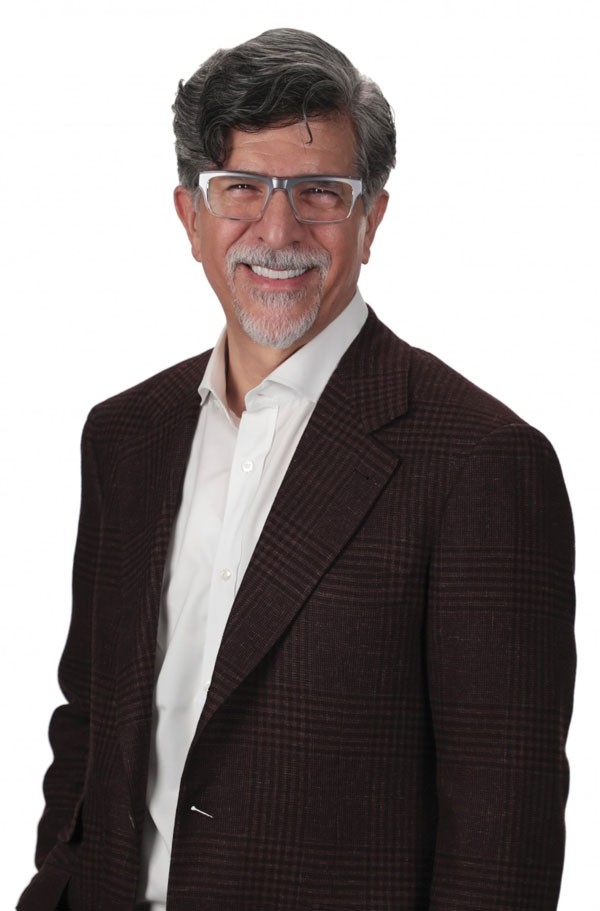 Michael E Gioja