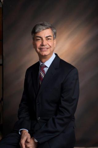 Daniel P Myers