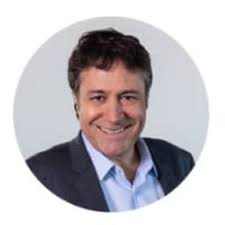 Dr. Osvaldo Flores