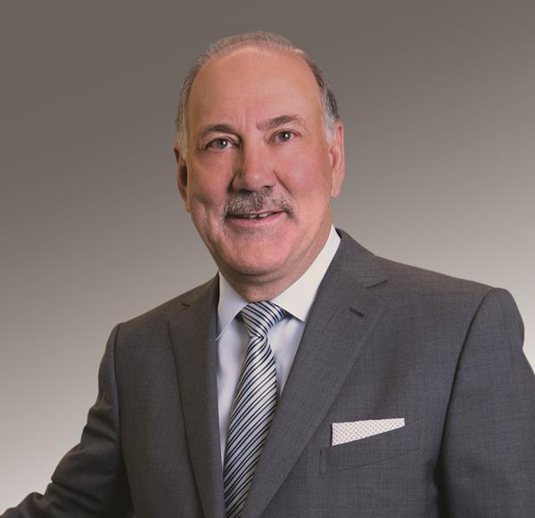Kurt L Darrow