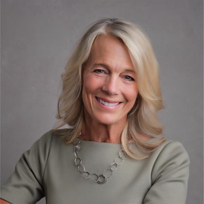 Diana Mckenzie