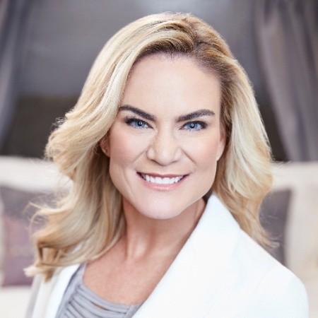 Alissa M Ahlman