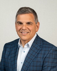 Frank J Dellaquila
