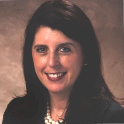 Leah R Kasparek