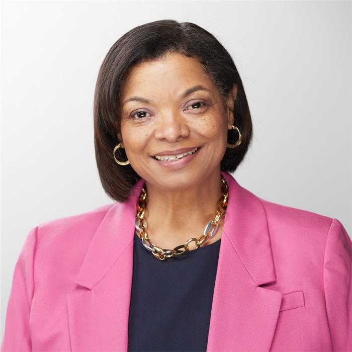 Lee Kim Barker