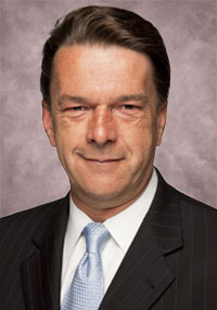 Kenneth W Krueger