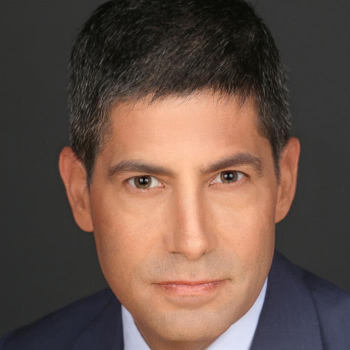 Kevin M Warsh