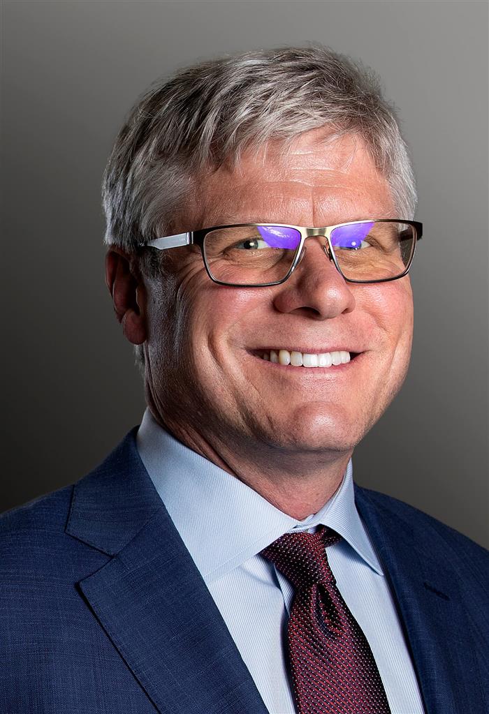 Steven M Mollenkopf