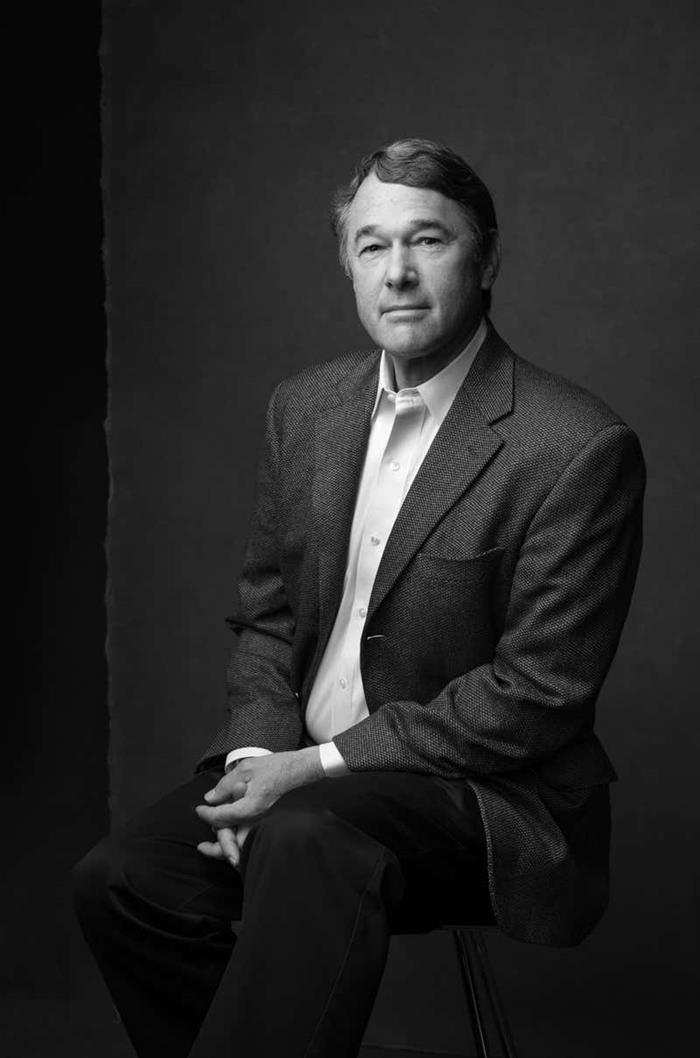 Wayne B Lowell