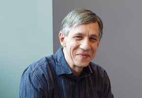 Andrew J Murphy