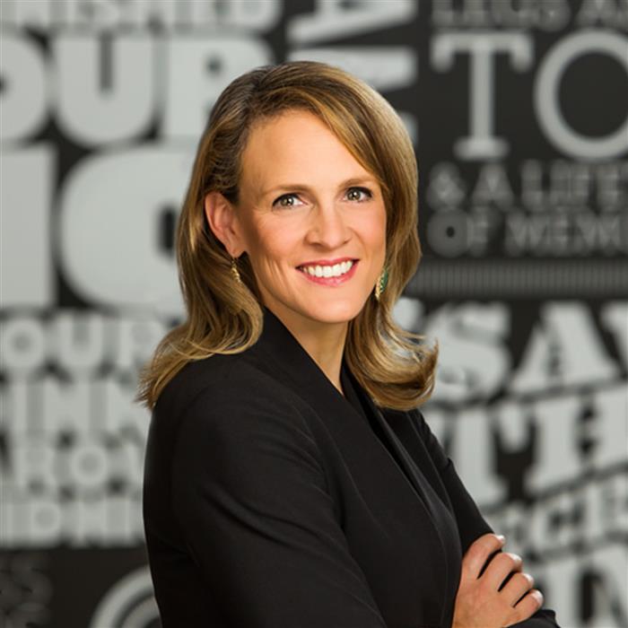 Christa S Quarles
