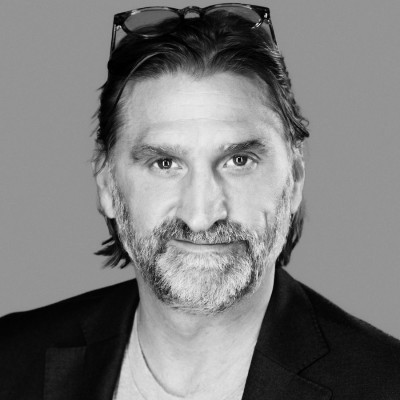 Alexander G Warren