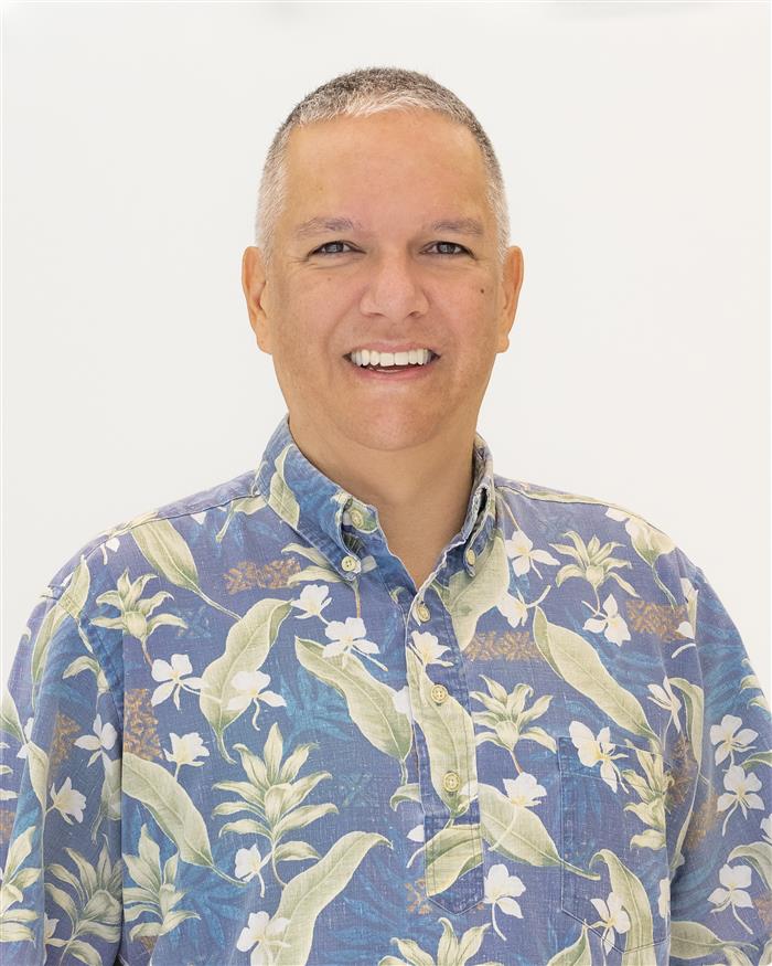 Arnold Martines