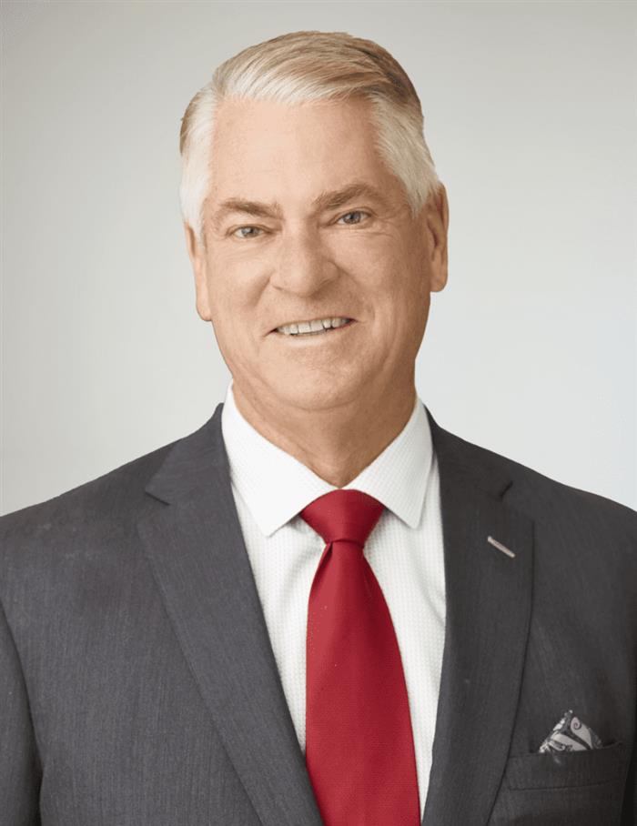 Lynn A Peterson