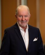 Dennis H Gartman