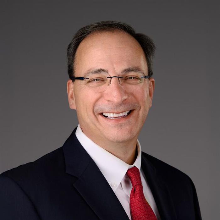 Darrell W Schuh