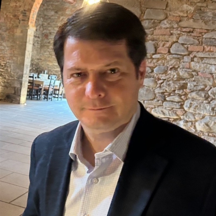 Jon R Marinelli