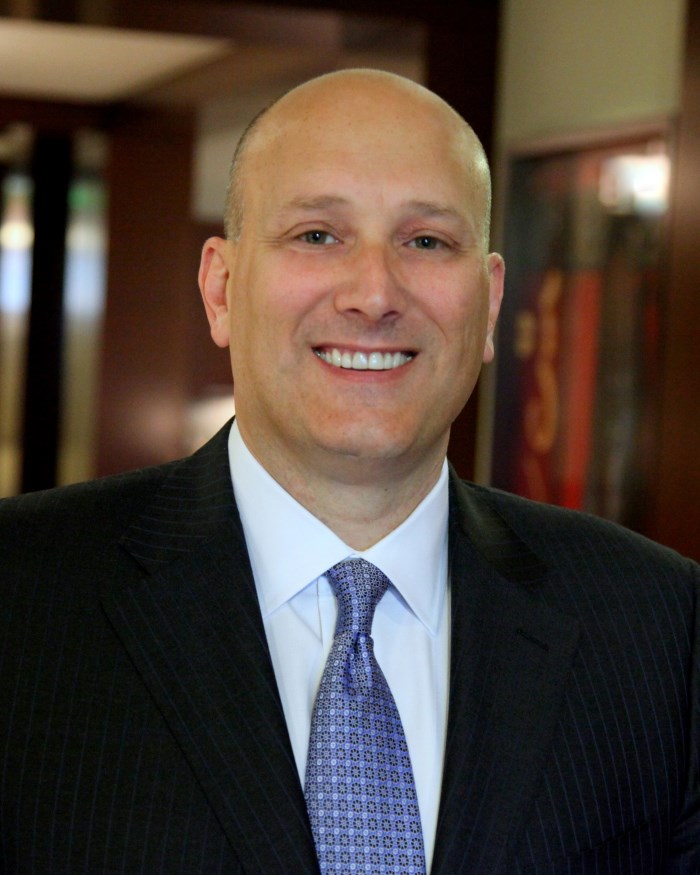 David M Gordon